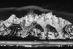 Teton Point Overlock Black and White