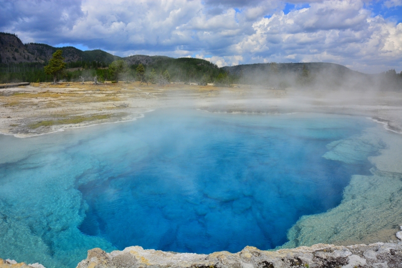 Sapphire Pool in Yellowstone National Park 3